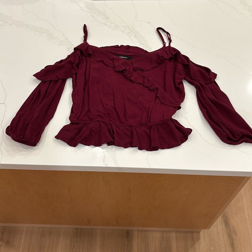 Ambiance marron ruffle neckline off the shoulder crop top